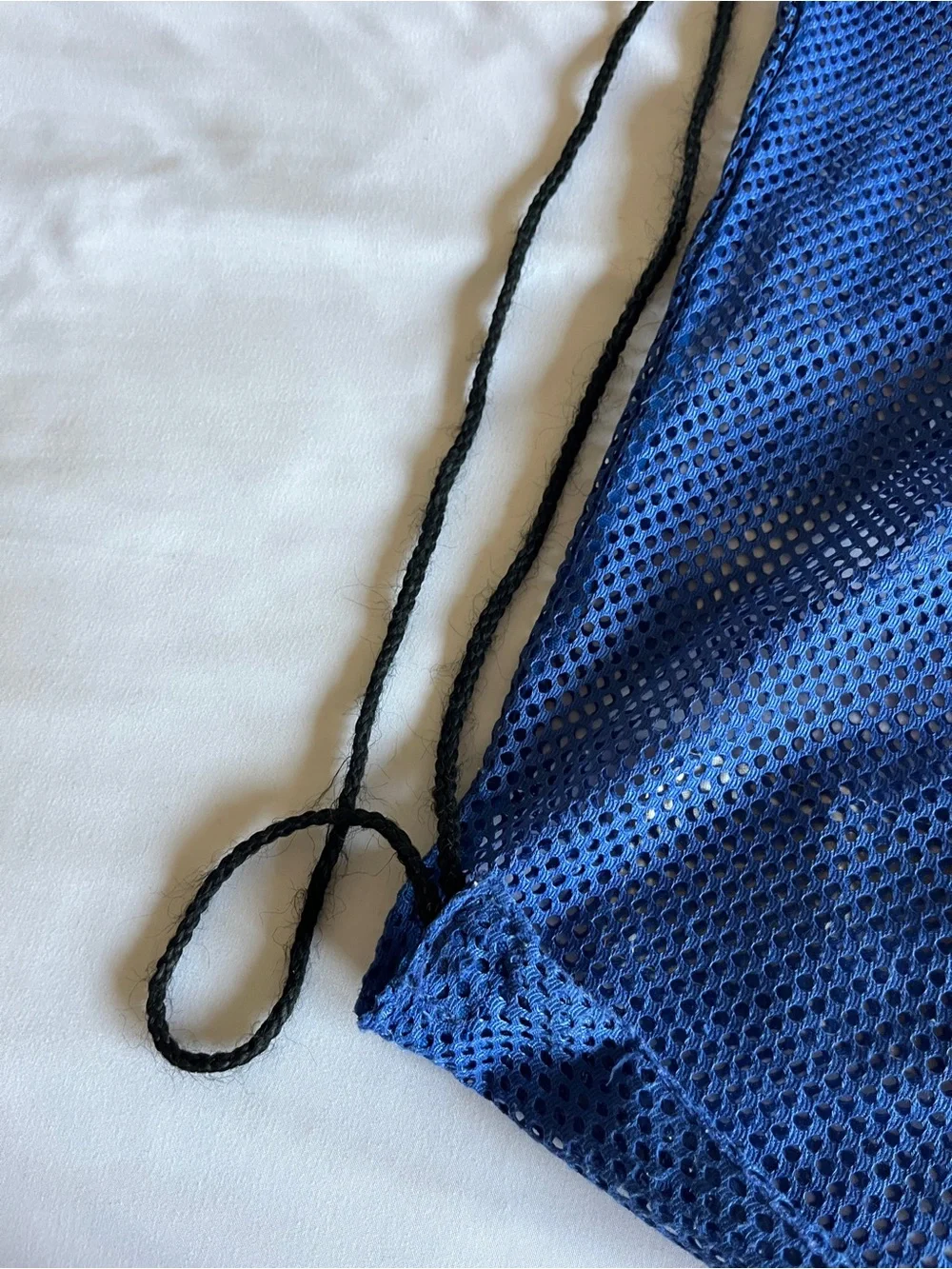 Sporti Blue Mesh Drawstring Swim Gear Bag Backpack 14x28 Wet/Dry Travel Sack